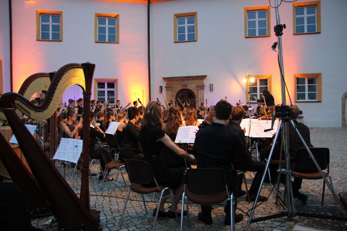 Klassik-open-air im Schlosshof Sulzbach-Rosenberg